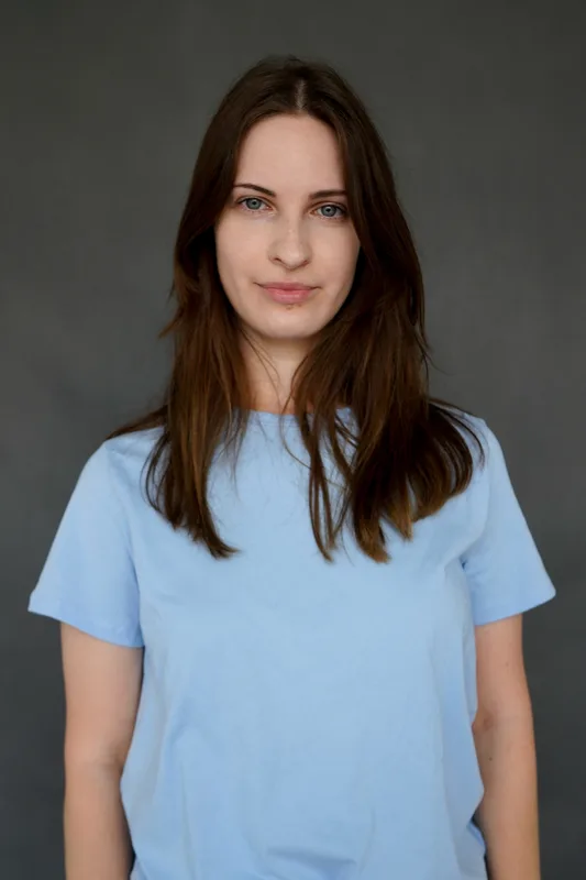 Laura K.