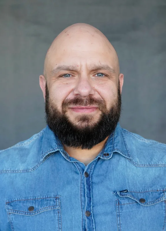 Łukasz M.
