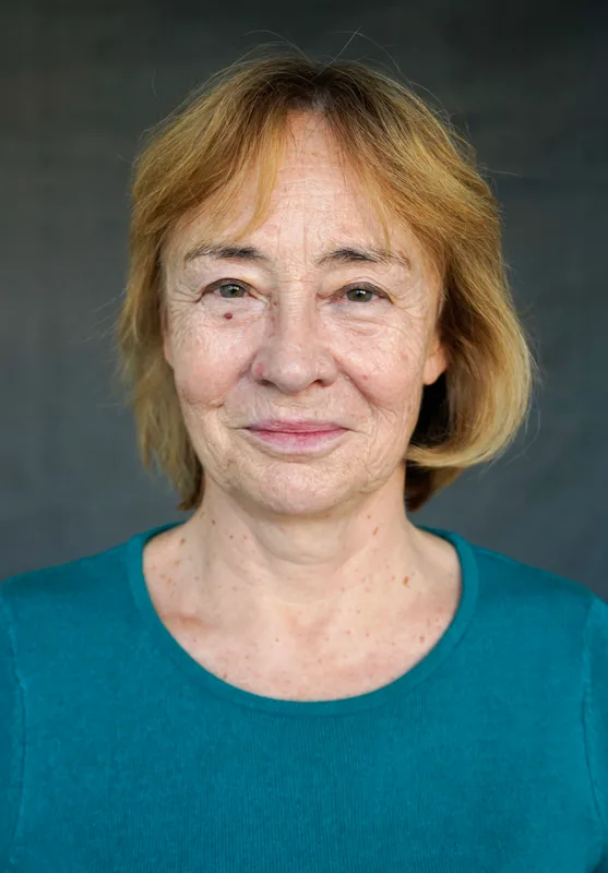 Joanna R.
