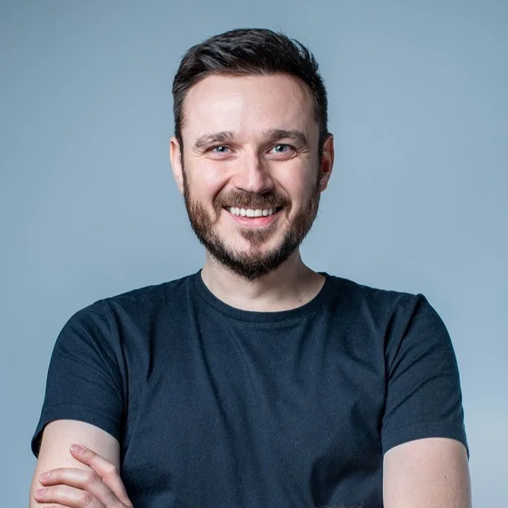 Bartosz J.