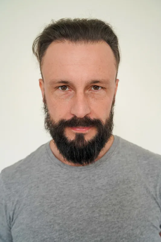 Marek U.