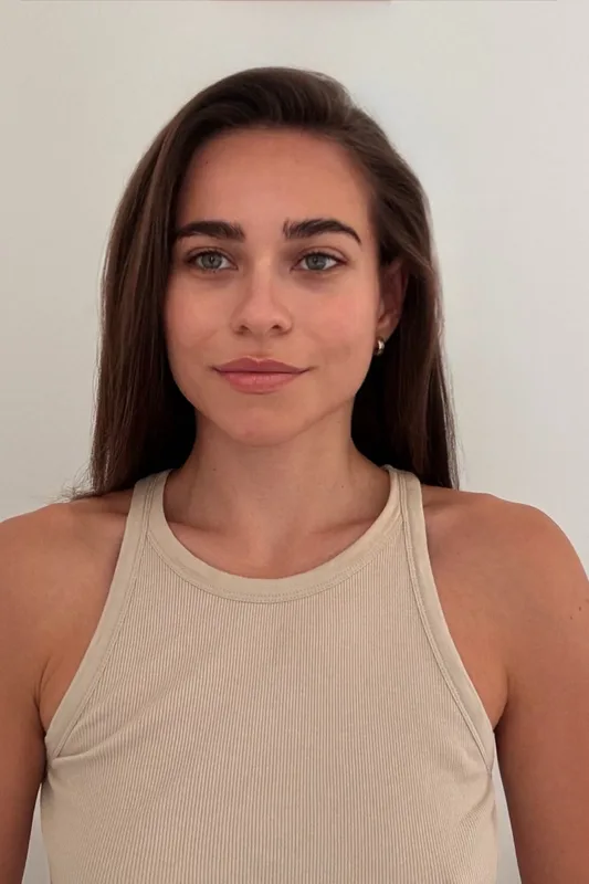 Amelia  F.
