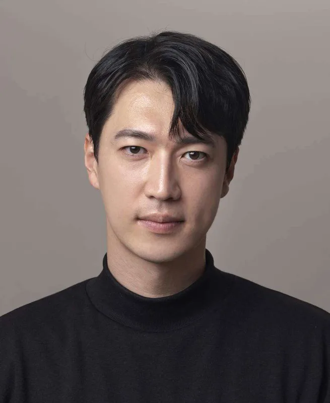 Haksuk L.
