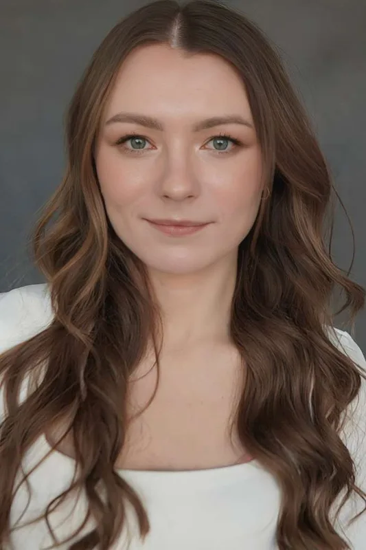 Ewa  J.
