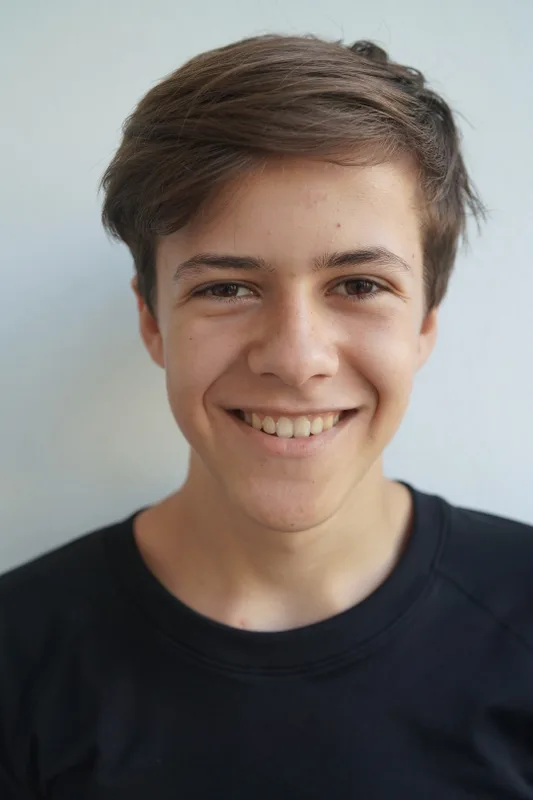 Tomek S.