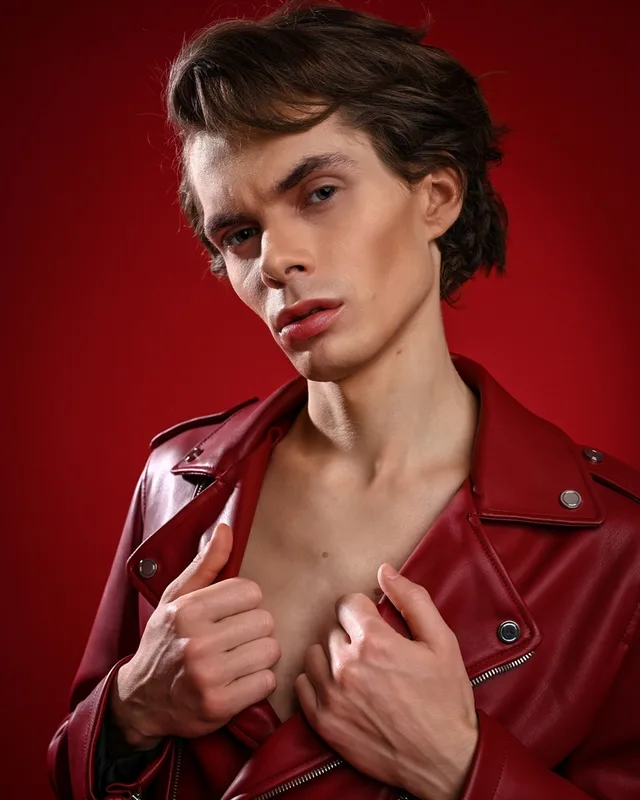 Tomasz R.