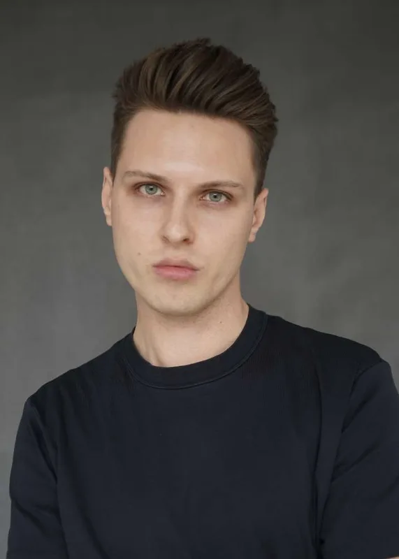 Damian L.