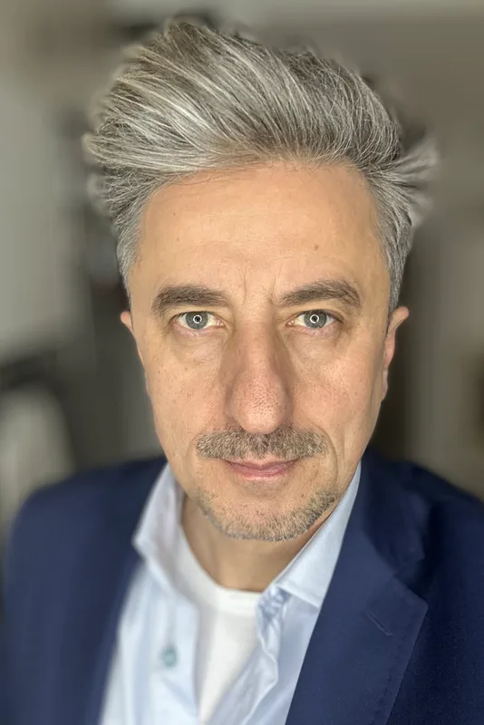 JAN B.