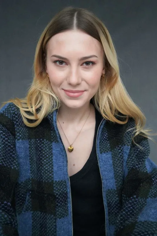 Julia C.