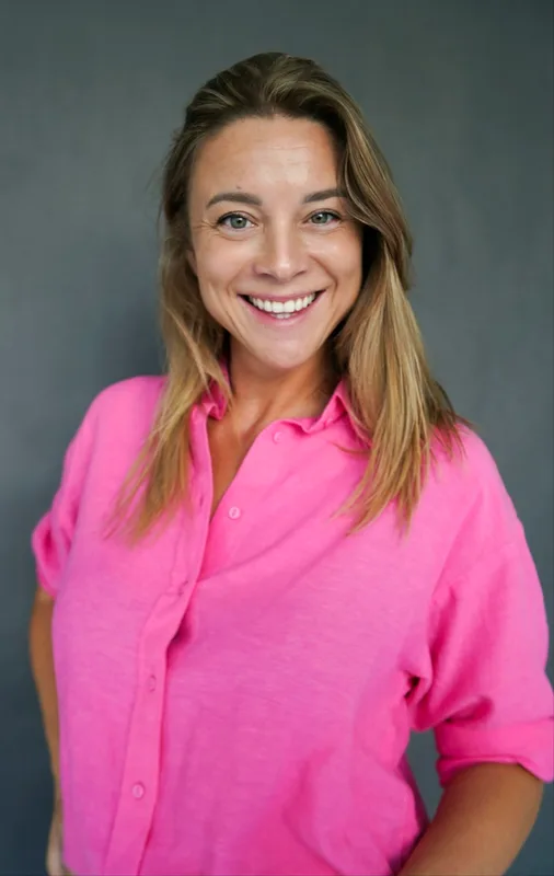 Marta F.
