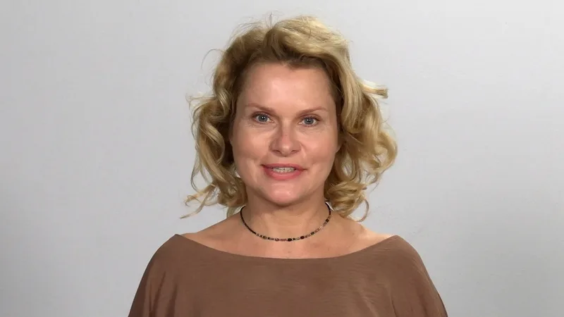 Izabela M.